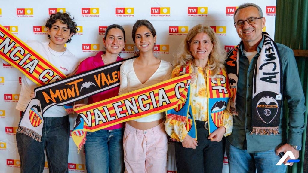 El Valencia CF lleva su comunidad internacional más allá del estadio